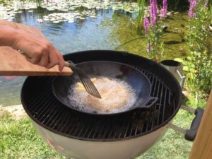 Recept hranolky na grilu - gril Weber